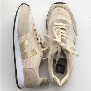 Veja x Club Monaco Sneakers size 39